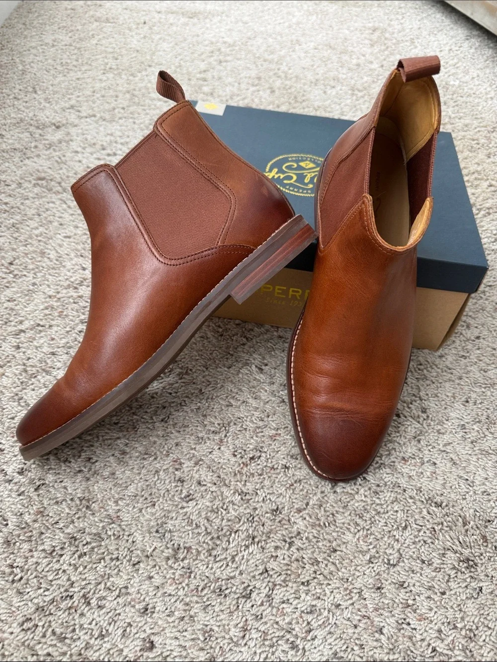 Men's Sperry Gold Exeter Chelsea Boot in Saddle Brown Leather